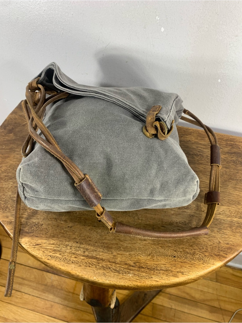 Casual canvas  and leather crossbody shoulder bag - Picture 3 of 9